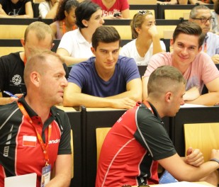 18-7 - Zagreb - GTM - Table Tennis - Davorka 001