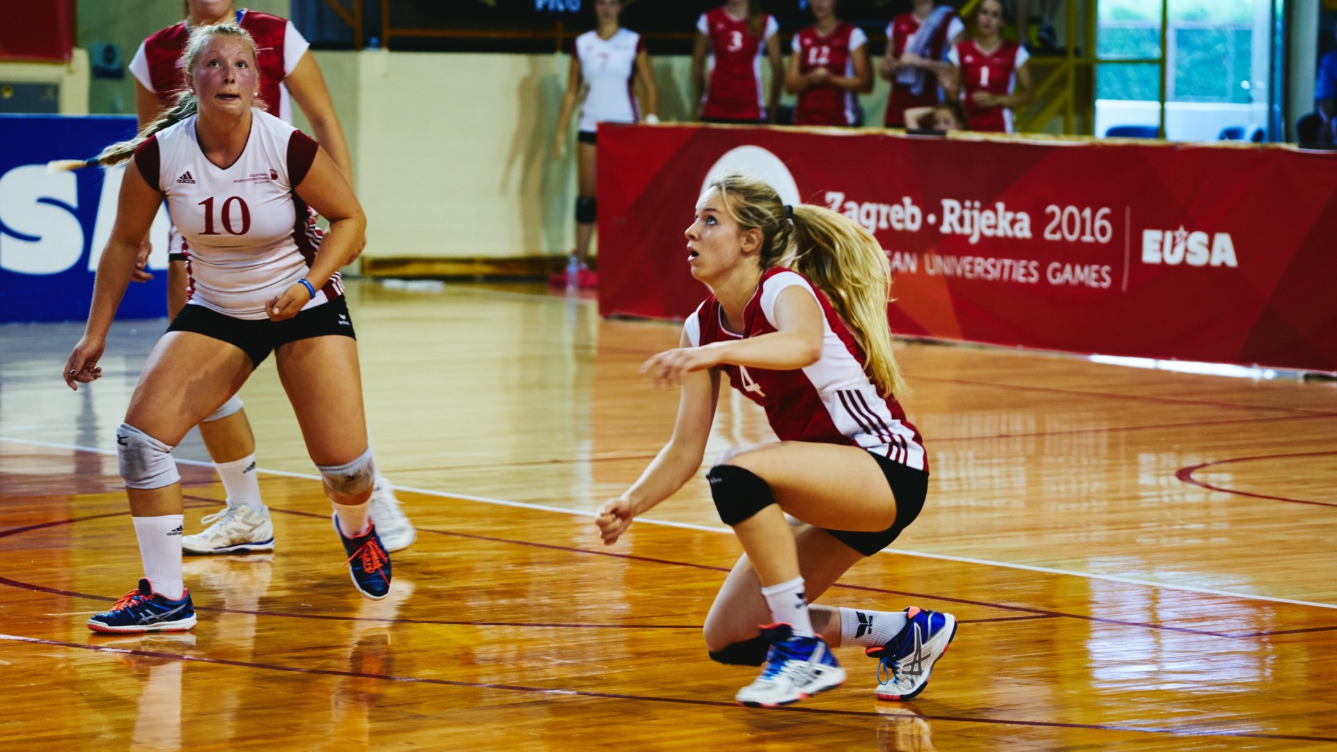 Medals awarded to best women’s volleyball teams — Europske sveučilišne